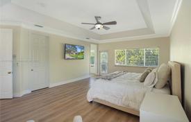 خانه  – Pembroke Pines, Broward, فلوریدا,  ایالات متحده آمریکا. $999,000