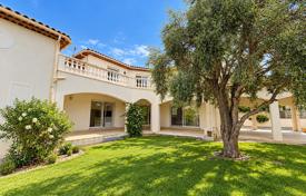 9غرفة ویلا  42 متر مربع La Roquette-sur-Siagne, فرانسه. 1,090,000 €