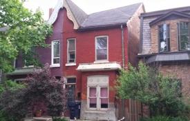  دو خانه بهم متصل – York, تورنتو, انتاریو,  کانادا. C$984,000