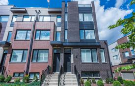  دو خانه بهم متصل – نورث یورک, تورنتو, انتاریو,  کانادا. C$1,253,000