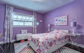 3غرفة خانه  Etobicoke, کانادا. C$1,253,000