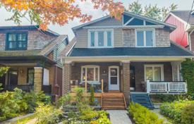  دو خانه بهم متصل – East York, تورنتو, انتاریو,  کانادا. C$1,407,000