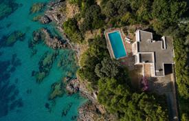10غرفة ویلا  La Croix-Valmer, فرانسه. 6,990,000 €