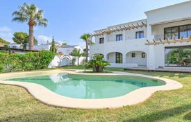5غرفة دو خانه بهم چسبیده 496 متر مربع Benissa, اسپانیا. 2,750,000 €