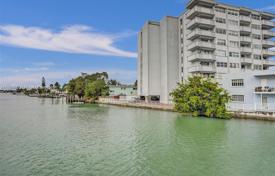 آپارتمان کاندو – سواحل میامی, فلوریدا, ایالات متحده آمریکا. $305,000