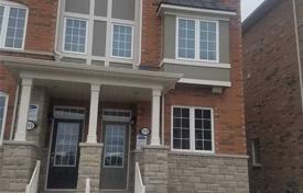 دو خانه بهم متصل – اسکاربرو، تورنتو, تورنتو, انتاریو,  کانادا. C$1,039,000