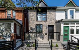  دو خانه بهم متصل – York, تورنتو, انتاریو,  کانادا. C$1,210,000