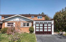  دو خانه بهم متصل – نورث یورک, تورنتو, انتاریو,  کانادا. C$1,311,000