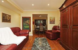 9غرفة  دو خانه بهم متصل Old Toronto, کانادا. 1,093,000 €
