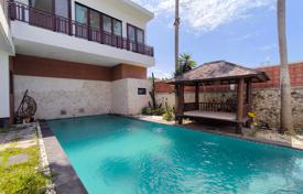 3غرفة ویلا  339 متر مربع Jalan Umalas, اندونزی. $675,000