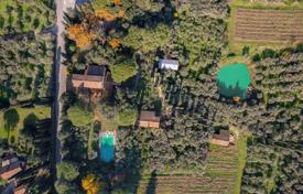 24غرفة ویلا  Pescia, ایتالیا. Price on request
