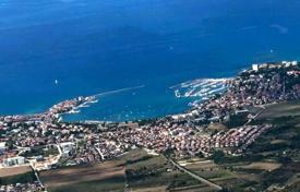 زمین تجاری Umag, کرواسی. 288,000 €