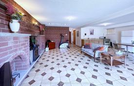 8غرفة خانه  Etobicoke, کانادا. C$1,422,000