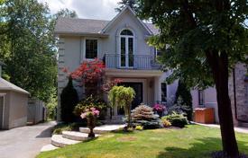 خانه  – Etobicoke, تورنتو, انتاریو,  کانادا. C$2,237,000