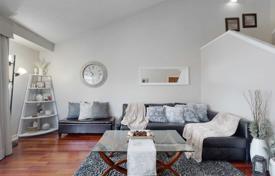 4غرفة خانه  Etobicoke, کانادا. C$1,187,000