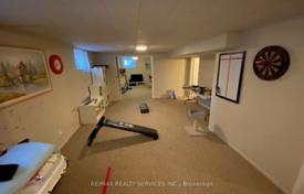5غرفة خانه  Etobicoke, کانادا. C$1,637,000
