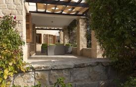 5غرفة دو خانه بهم چسبیده 389 متر مربع Aphrodite Hills, قبرس. 4,200,000 €