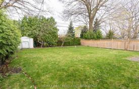 10غرفة خانه  Etobicoke, کانادا. C$1,763,000