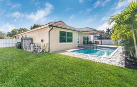 خانه  – Pembroke Pines, Broward, فلوریدا,  ایالات متحده آمریکا. $899,000