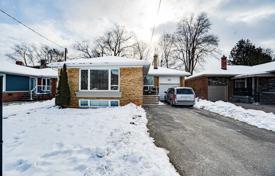 13غرفة خانه  Etobicoke, کانادا. C$2,038,000