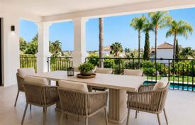 6غرفة ویلا  399 متر مربع Estepona, اسپانیا. 3,700,000 €
