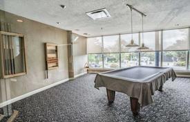 3غرفة آپارتمان  اسکاربرو، تورنتو, کانادا. C$736,000