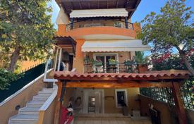 4غرفة  دو خانه بهم متصل 170 متر مربع آتن, یونان. 350,000 €