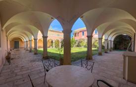 عمارت  کورفو, یونان. 2,500,000 €