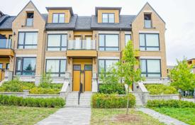  دو خانه بهم متصل – نورث یورک, تورنتو, انتاریو,  کانادا. 1,085,000 €