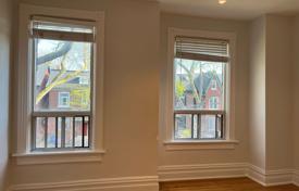 12غرفة  دو خانه بهم متصل Old Toronto, کانادا. C$2,485,000