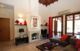 3غرفة دو خانه بهم چسبیده 200 متر مربع Aphrodite Hills, قبرس. 1,795,000 €