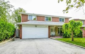 خانه  – Etobicoke, تورنتو, انتاریو,  کانادا. C$1,622,000