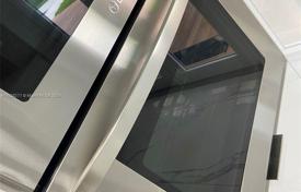 4غرفة خانه  204 متر مربع میامی, ایالات متحده آمریکا. $1,245,000
