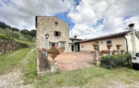 9غرفة ویلا  370 متر مربع Fiesole, ایتالیا. 900,000 €