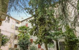 3غرفة خانه  240 متر مربع Bale, کرواسی. 1,100,000 €