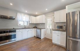 8غرفة خانه  Etobicoke, کانادا. C$1,611,000