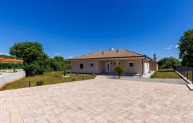 5غرفة خانه  152 متر مربع Labin, کرواسی. 630,000 €