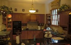 5غرفة دو خانه بهم چسبیده 580 متر مربع Moniatis, قبرس. 1,350,000 €