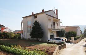 دو خانه بهم چسبیده – Trogir, Split-Dalmatia County, کرواسی. 400,000 €