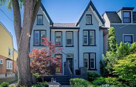  دو خانه بهم متصل – Old Toronto, تورنتو, انتاریو,  کانادا. C$1,988,000