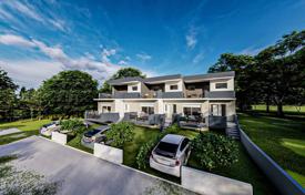 دو خانه بهم چسبیده – Thasos (city), منطقه مقدونیه و تراکیه, یونان. 160,000 €