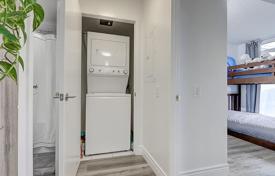 آپارتمان  – نورث یورک, تورنتو, انتاریو,  کانادا. C$879,000