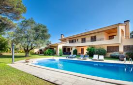 5غرفة خانه  913 متر مربع Santa Cristina d'Aro, اسپانیا. 1,400,000 €