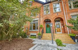  دو خانه بهم متصل – Old Toronto, تورنتو, انتاریو,  کانادا. C$1,262,000
