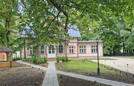 12غرفة آپارتمان  389 متر مربع یورمالا, لتونی. 755,000 €