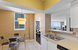 آپارتمان کاندو – Collins Avenue, میامی, فلوریدا,  ایالات متحده آمریکا. $975,000