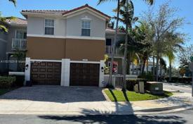 3غرفة خانه  248 متر مربع Doral, ایالات متحده آمریکا. $780,000