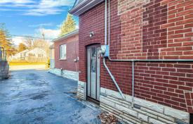 4غرفة خانه  Etobicoke, کانادا. C$1,437,000