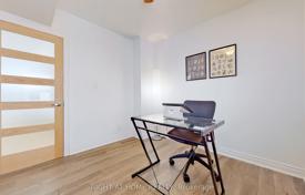 6غرفة خانه  Etobicoke, کانادا. C$1,281,000