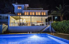 ویلا  – کاساندرا, منطقه مقدونیه و تراکیه, یونان. 5,800 € هفته ای
